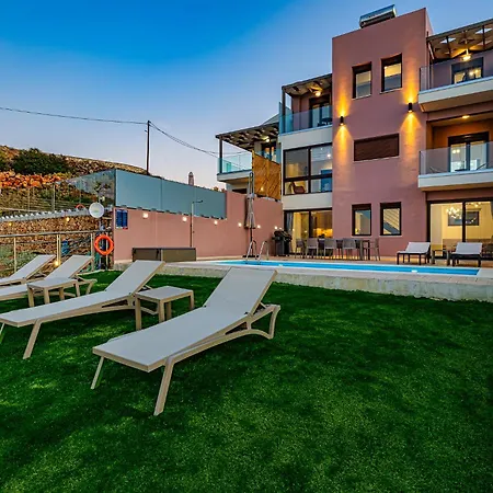 Mari Chania, With Private Ecologic Pool And Amazing View! * חאניה